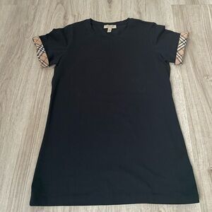 Burberry Tshirt